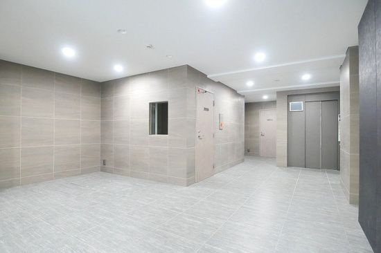 LUMEED　CUBE　菊川　PREMIUMのロビー