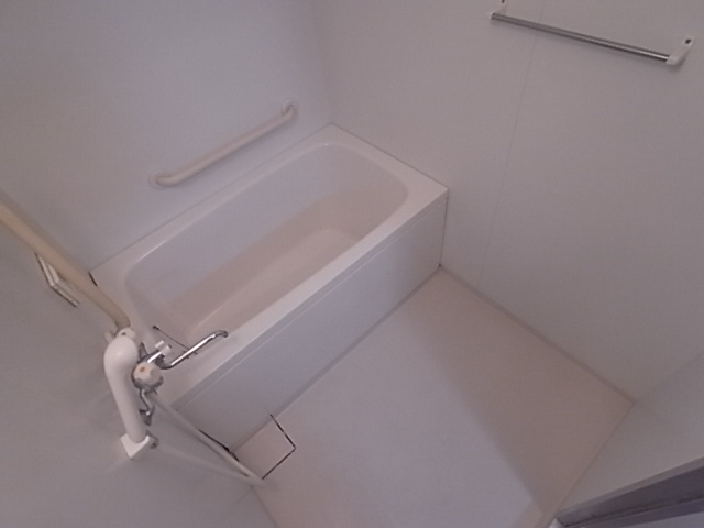 神戸市兵庫区浜崎通の賃貸マンションの浴室|浴室