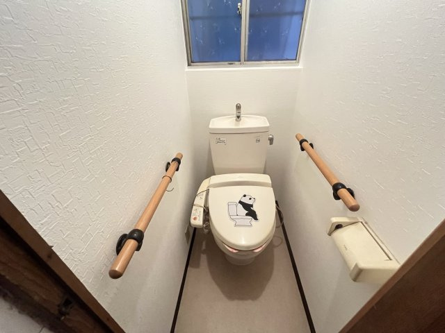 半田5丁目連棟のトイレ