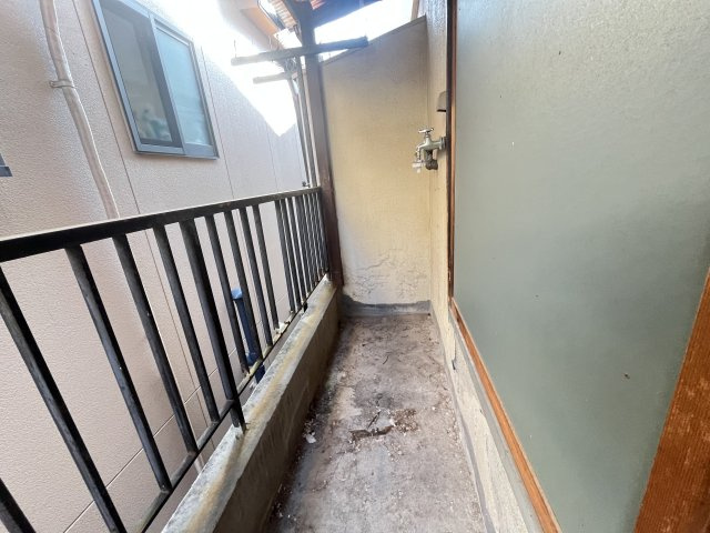 半田5丁目連棟のバルコニー