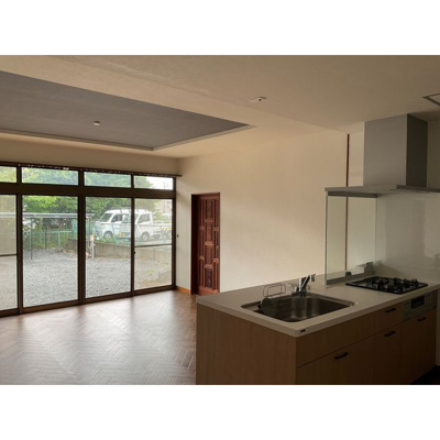 【居間・リビング】 | 駒生町平屋戸建て | ゆったり過ごせる居間です