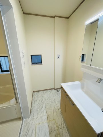 【大型分譲地・新築戸建】富士見市鶴瀬東の独立洗面台