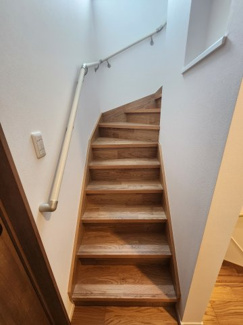 【内装】 | 廿日市市上平良　新築戸建 | リビング階段