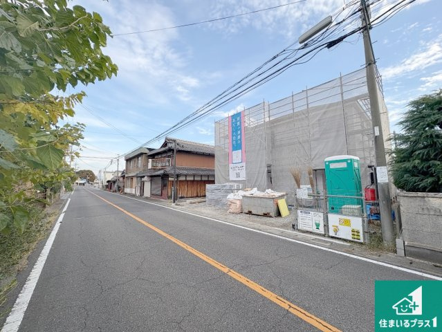 近江八幡市武佐町　第3期　新築一戸建ての前面道路含む現地写真|周辺は落ち着いた街並みの住宅地！子育てがしやすい住環境です！まだ未完成ですが、現地でしかわからない事もございます。是非一度ご覧ください。