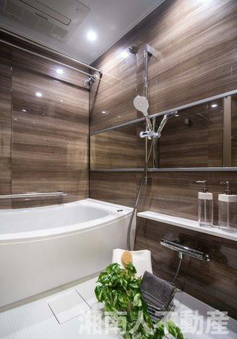 東急ドエルシーサイドコート鵠沼海岸の浴室|ゆったり過ごせるお風呂です