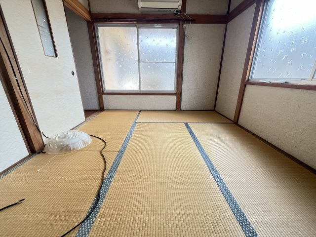 若松町貸家の和室