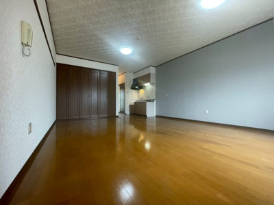 【居間・リビング】 | ダイニハイツフジ