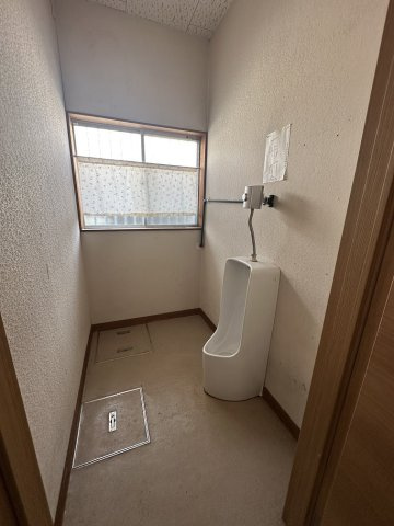 東田仲の町貸事務所のトイレ