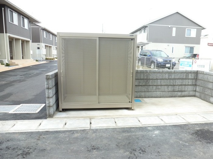 グランソレイユ　Eのその他共用部分|ゴミステーション