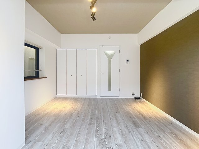 サンヴェール海老塚の居間・リビング|こちらの居間で趣味の時間をお楽しみください