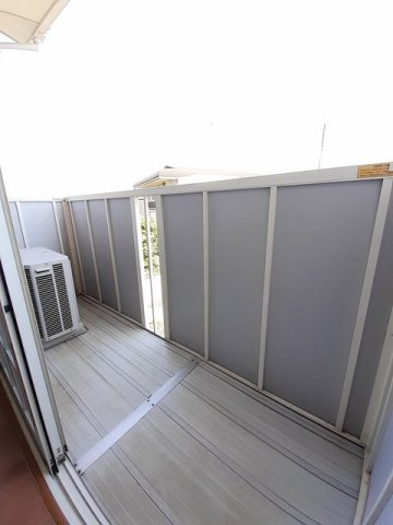 ラフィナート　エスパシオ　Ａのバルコニー|暖かな日差しのふりそそぐバルコニー