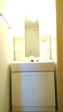 グリーンハイツ古城Ａの洗面所|広い洗面スペース