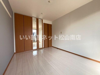 【居間・リビング】 | シャルムガーデンＫ