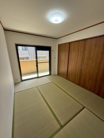 エバーライフ春日公園の和室