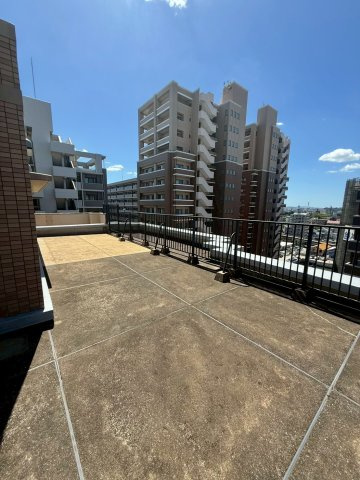 エバーライフ春日公園のバルコニー