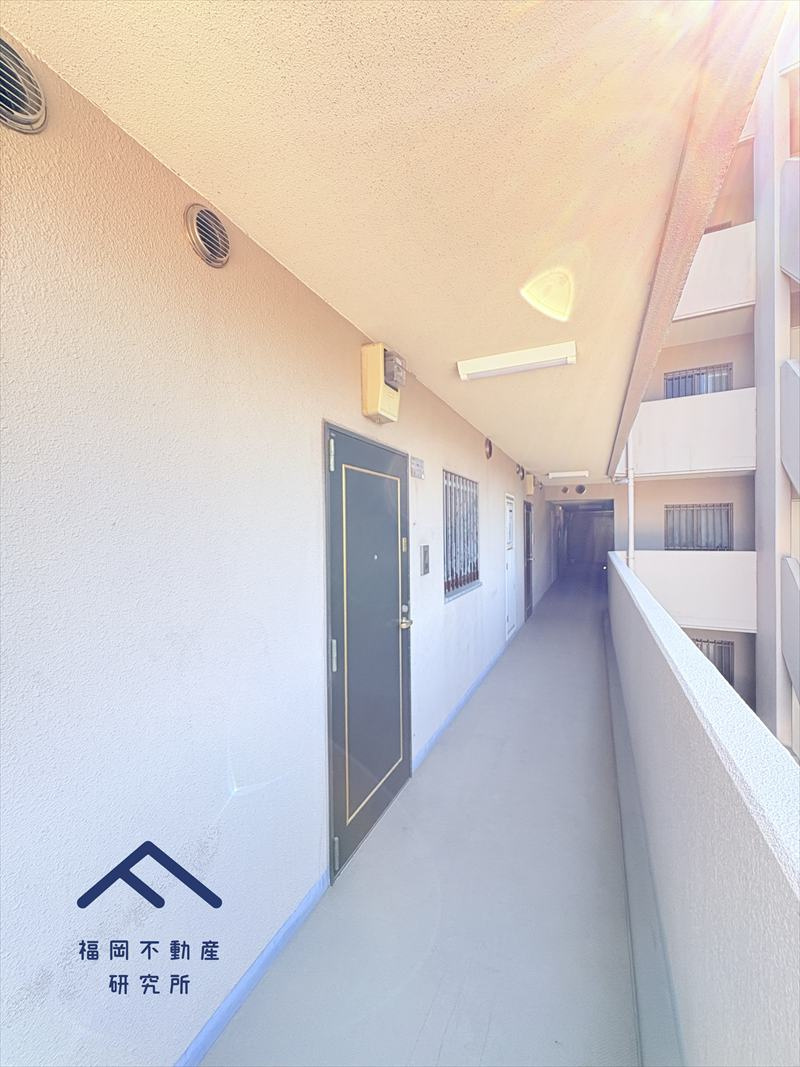 グランピアマンショングーテンハイツ空港南のバルコニー