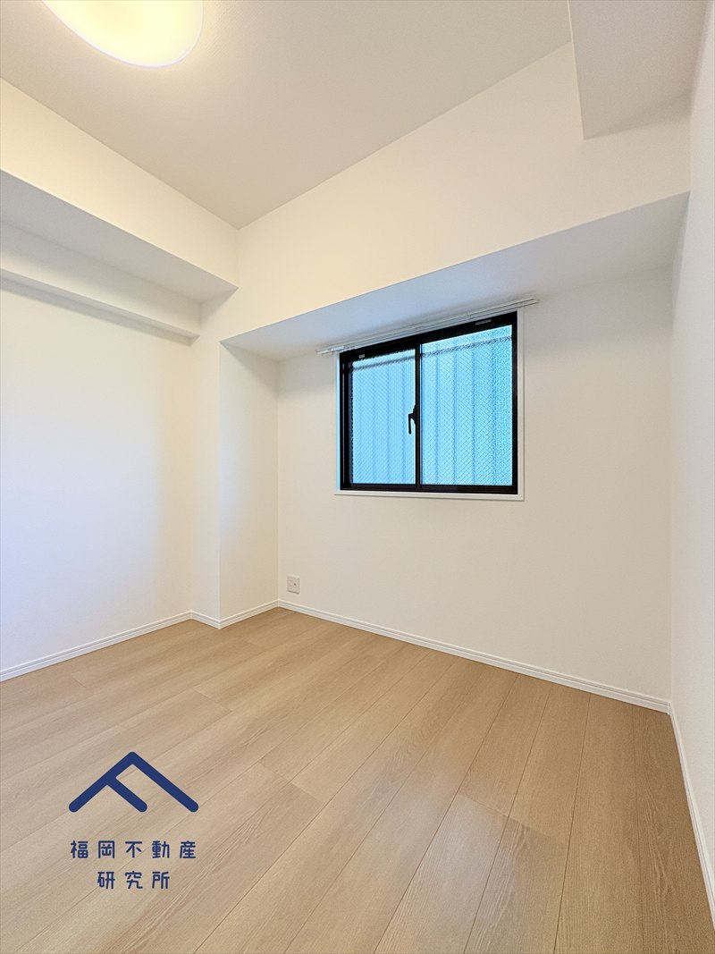 グランピアマンショングーテンハイツ空港南の洋室