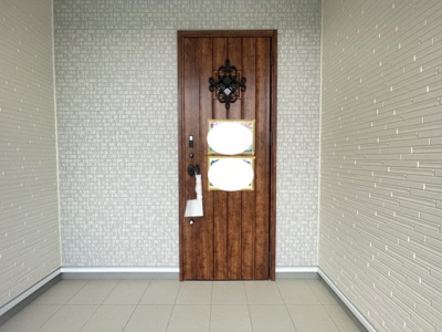 【玄関】 | 南城市大里嶺井（全7棟）A・B・E号棟 | E号棟　広々エントランス♪