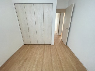 【洋室】 | 南城市大里嶺井（全7棟）A・B・E号棟 | E号棟　洋室4.5帖＋CL付き♪