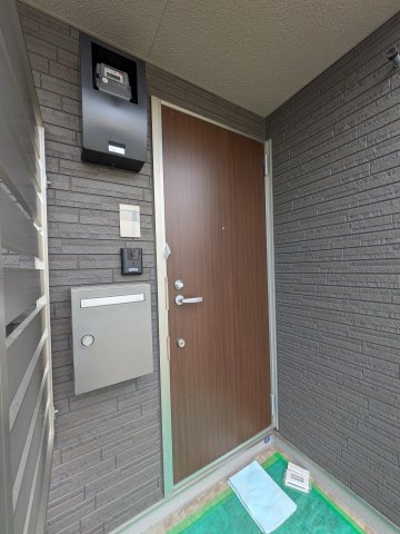 Cow Bell　Ⅱの玄関