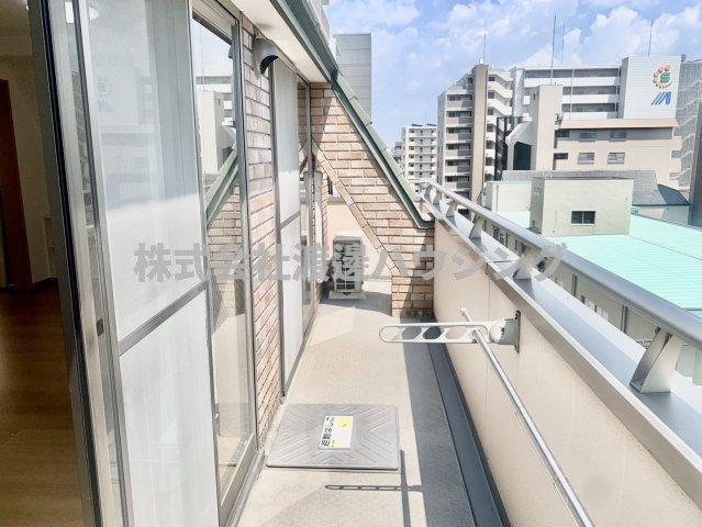 アルシェ江坂のバルコニー