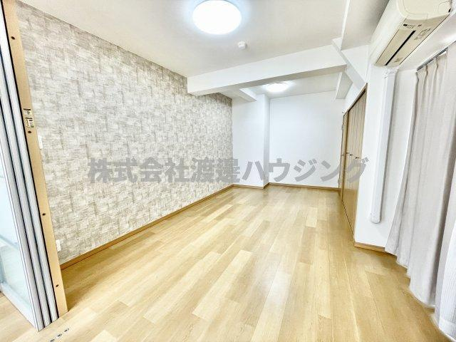 アルシェ江坂の居間・リビング