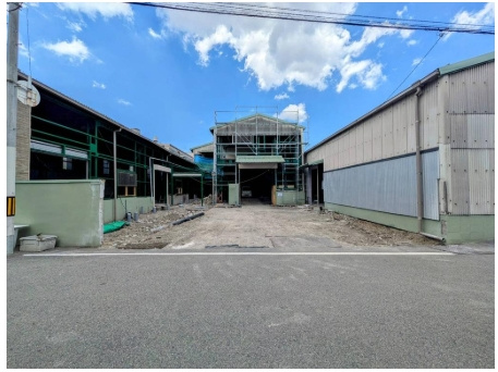 大阪市平野区加美北3丁目　貸倉庫の外観