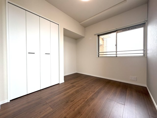 グランドステイツ大濠公園南の洋室