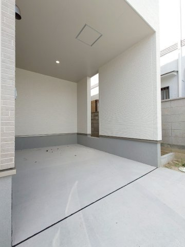 ◆リビング広々１８帖以上◆全居室収納付き◆全室２面採光◆長岡京今里薬師堂の駐車場|駐車場