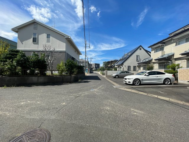 新築戸建・建売　郡山市富田町字天神林　LIGARE　全2棟の前面道路含む現地写真