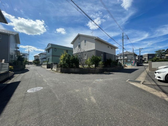 新築戸建・建売　郡山市富田町字天神林　LIGARE　全2棟の前面道路含む現地写真