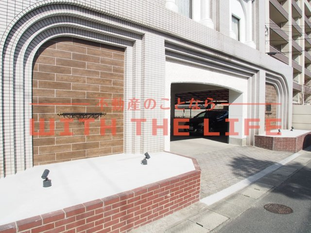 パラッツォ櫛原【キャッシュバック対象物件】のエントランス|清潔なエントランスです