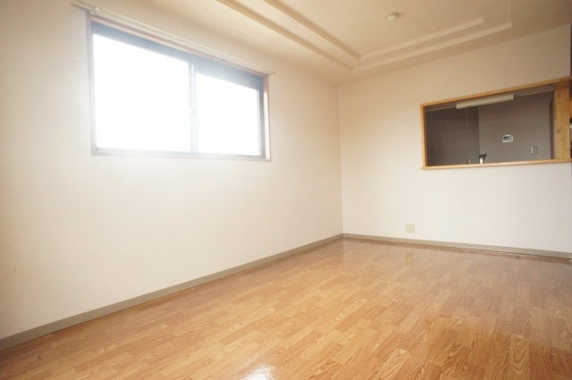 アーバンヒルズの居間・リビング