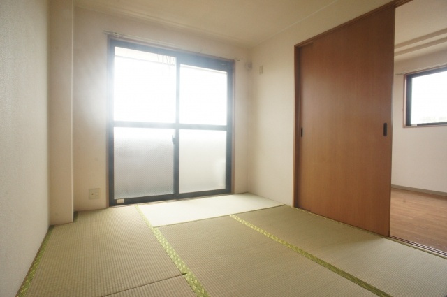アーバンヒルズの和室