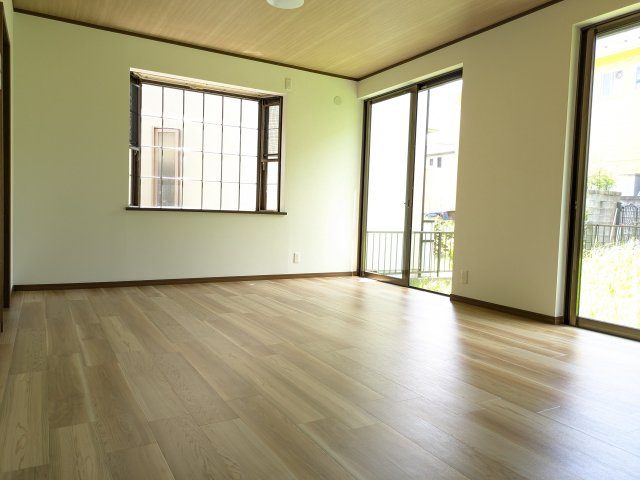 【居間・リビング】 | 大網白里市みずほ台１丁目　中古戸建