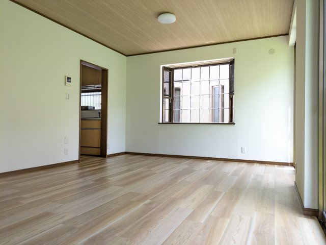 【居間・リビング】 | 大網白里市みずほ台１丁目　中古戸建