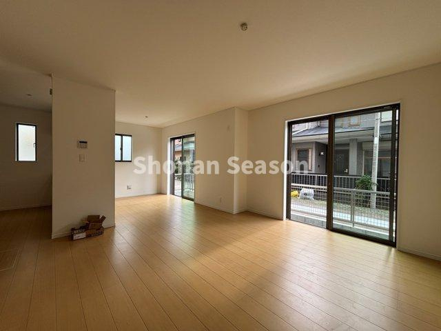 【居間・リビング】 | リビングイン階段の間取りで家族のコミュニケーションも増えますね◎