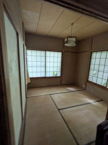 群馬県吾妻郡嬬恋村大字鎌原大カイシコ 中古戸建の和室|畳の上でゆっくりとくつろげる和室です