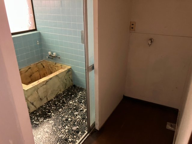 みどり市大間々町塩原平屋の脱衣所