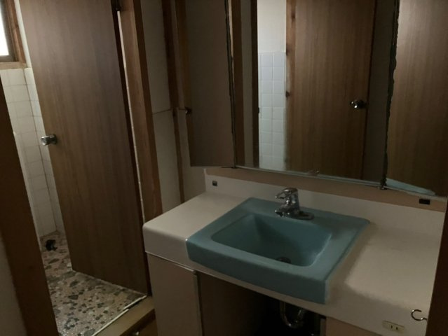 みどり市大間々町塩原平屋の独立洗面台|独立洗面台で身支度をすべて済ませてしまいましょう