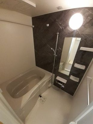 リヴェール　奥浅草の浴室