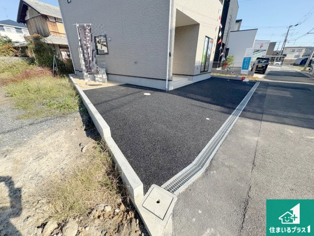 野洲市冨波甲　第4期　新築一戸建ての駐車場|駐車スペース！散水栓があるので、こまめに愛車を洗えます！