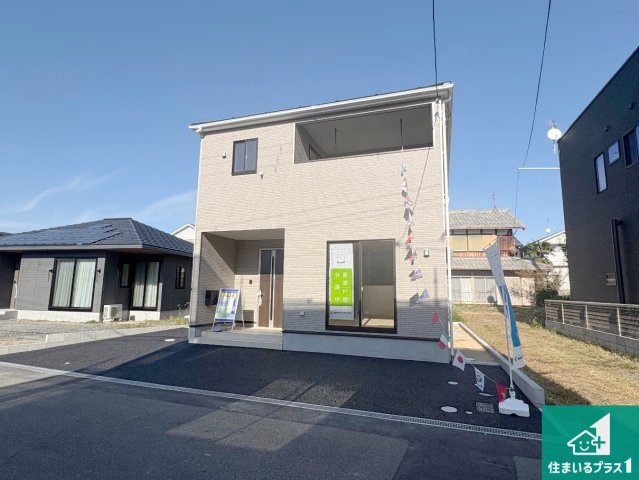 野洲市冨波甲　第4期　新築一戸建ての外観|安心の10年保証！外観を美しく保ち、雨水で汚れを落とします！気になることがありましたら、お気軽にお問い合わせください！