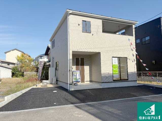 野洲市冨波甲　第4期　新築一戸建ての外観|安心の10年保証！外観を美しく保ち、雨水で汚れを落とします！気になることがありましたら、お気軽にお問い合わせください！