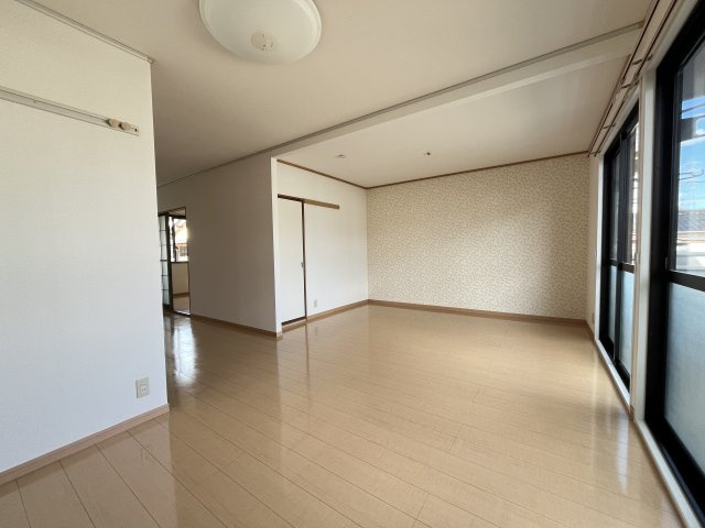 エアフォルクC棟の居間・リビング