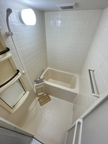 エアフォルクC棟の浴室