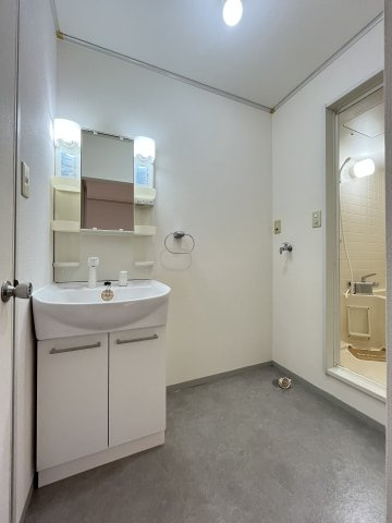 エアフォルクC棟の洗面所