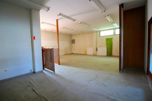 米子市角盤町3丁目79番地　赤尾ビル1Fの内装|約27帖程ございます◎
業種要相談になります。