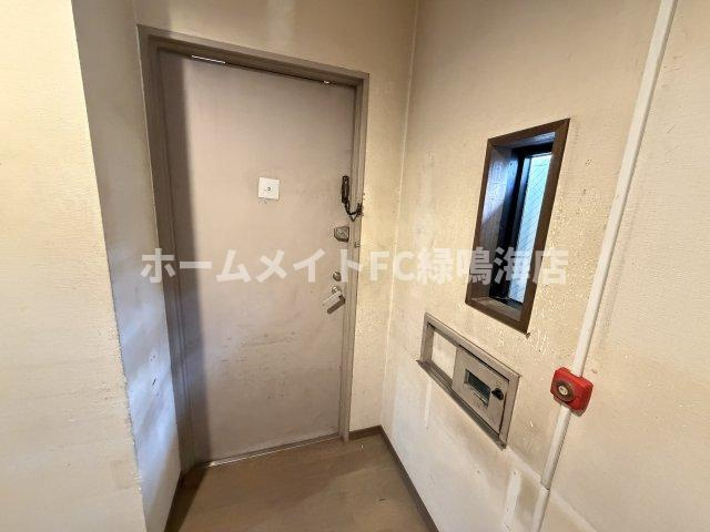 上汐田店舗事務所の内装