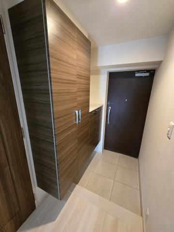 アクセス六本松南サージュの玄関